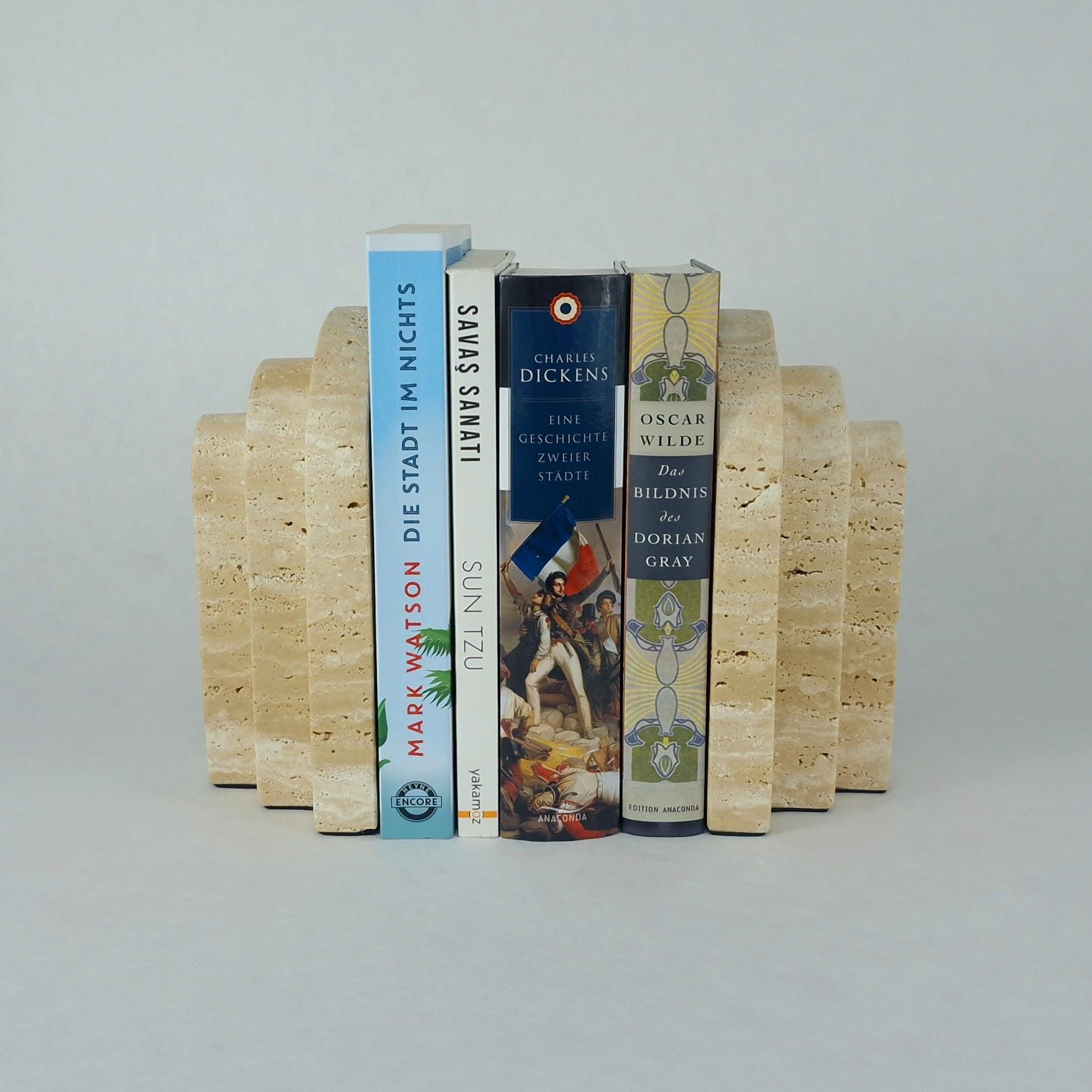 Travertin Buchstützen Set „Vault“