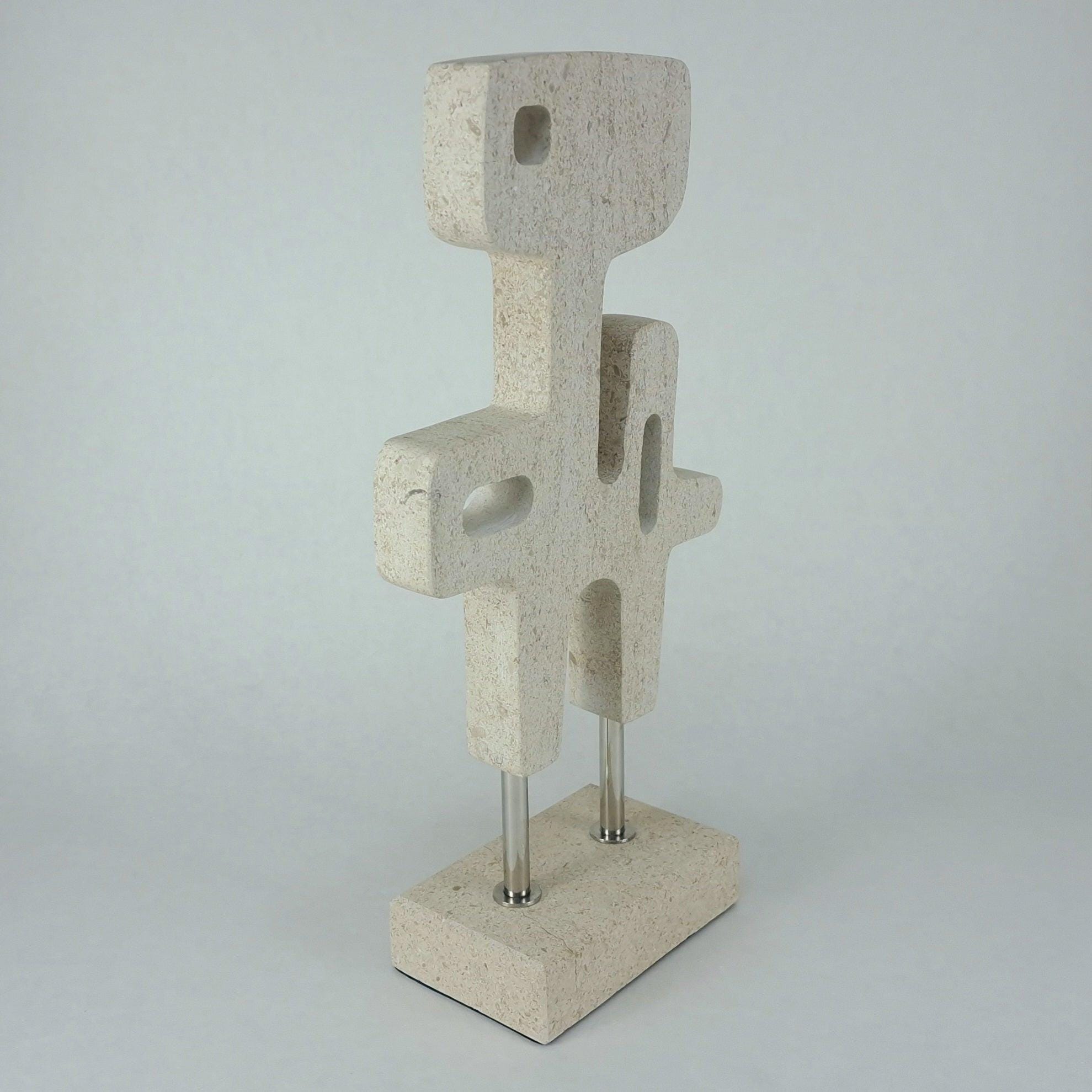 Kalkstein Skulptur „Forma“