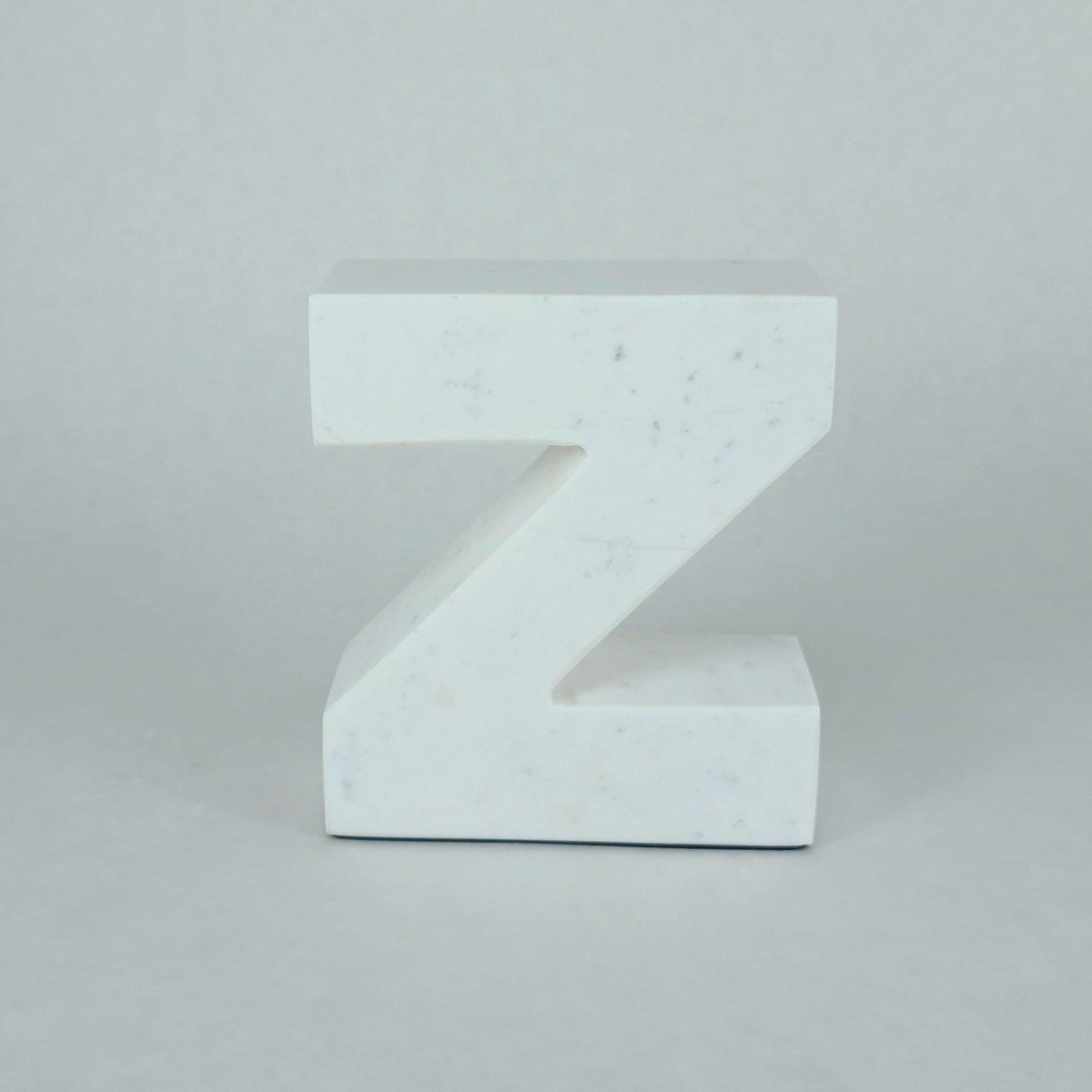 Marmor Buchstaben A–Z – Weiße Naturstein Letters | Dekobuchstaben aus Marmor mit Maserung