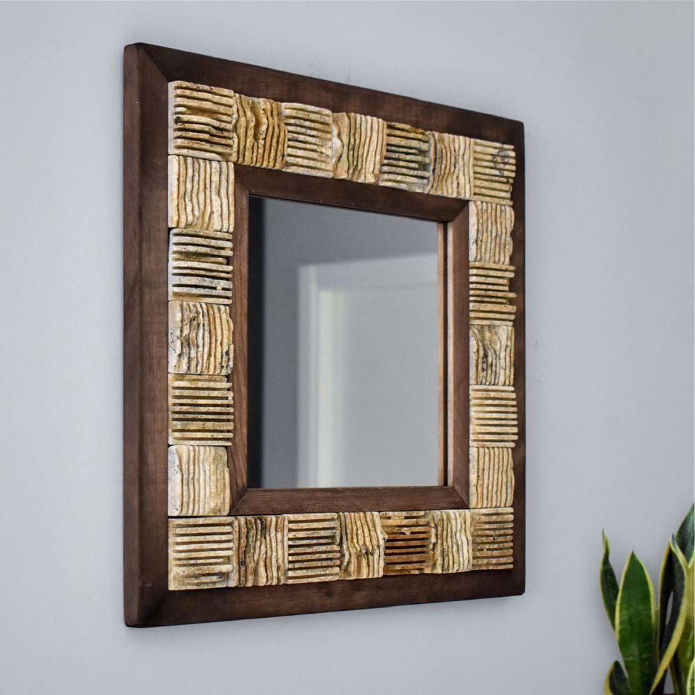 Travertin Wandspiegel „Amber Stone“ – Naturstein & Holz | Quadratischer Design Spiegel 40×40 cm