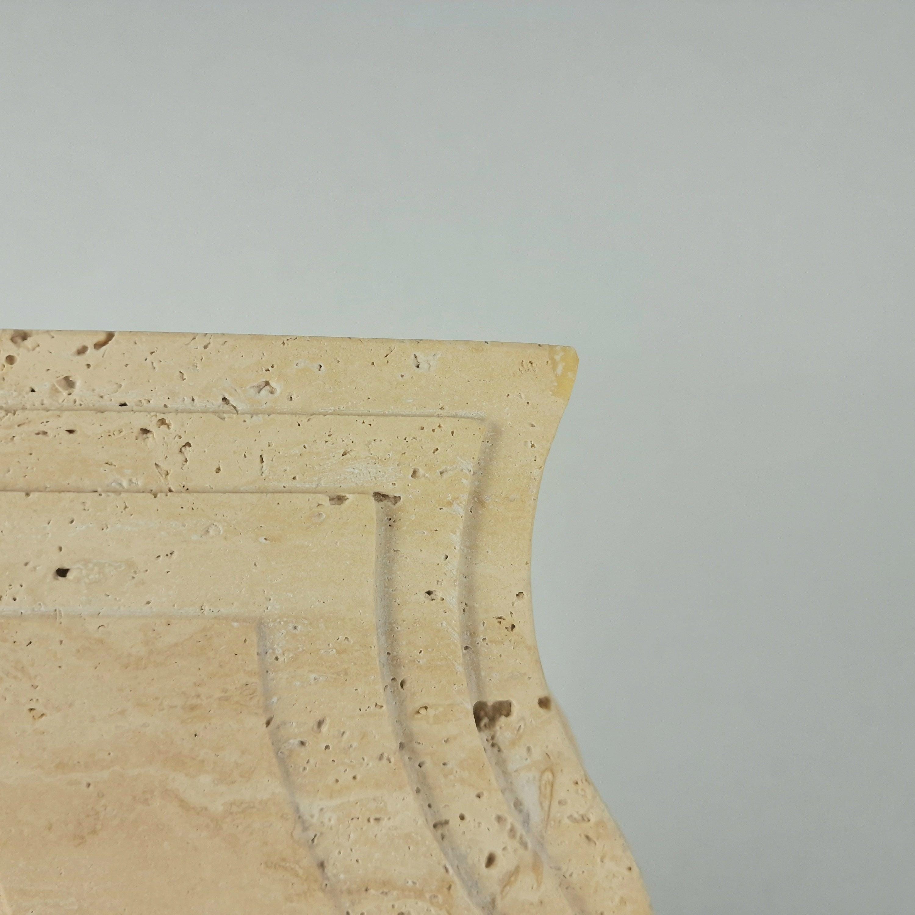Travertin Vase „Wave“