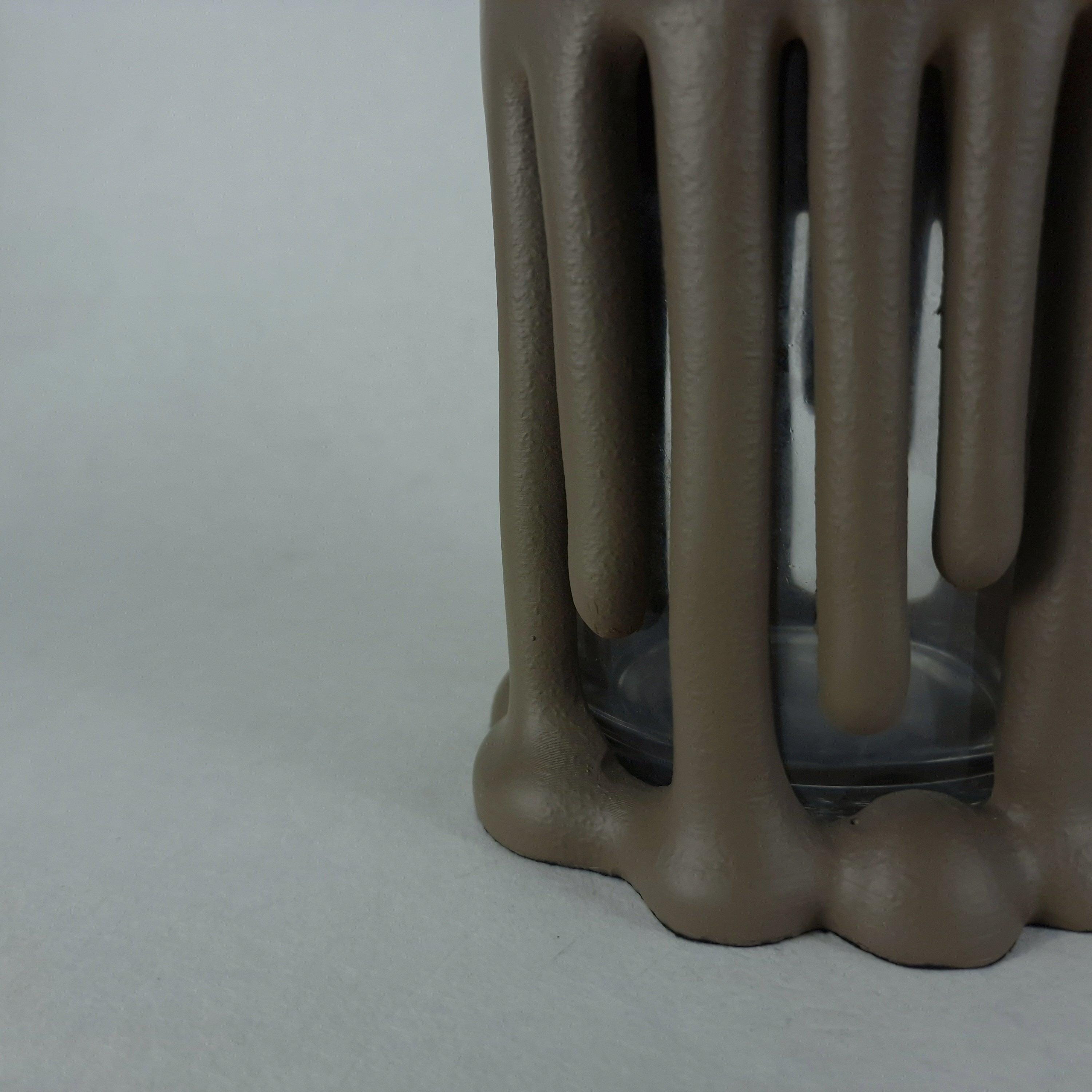 Designer Vase „Drip“ aus Resin