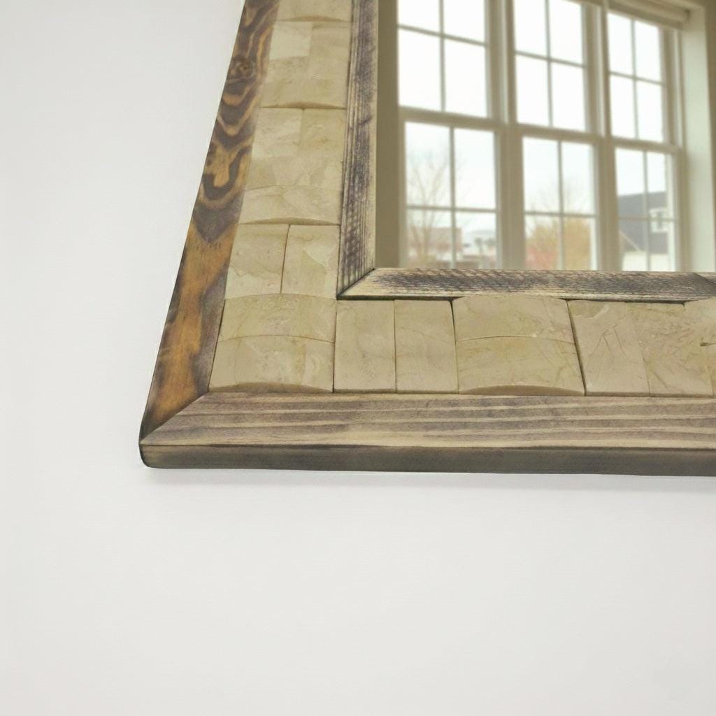 Marmor Wandspiegel „Sahara“ – Naturstein Spiegel Beige & Holz | Moderner Marmorspiegel 50×65 cm