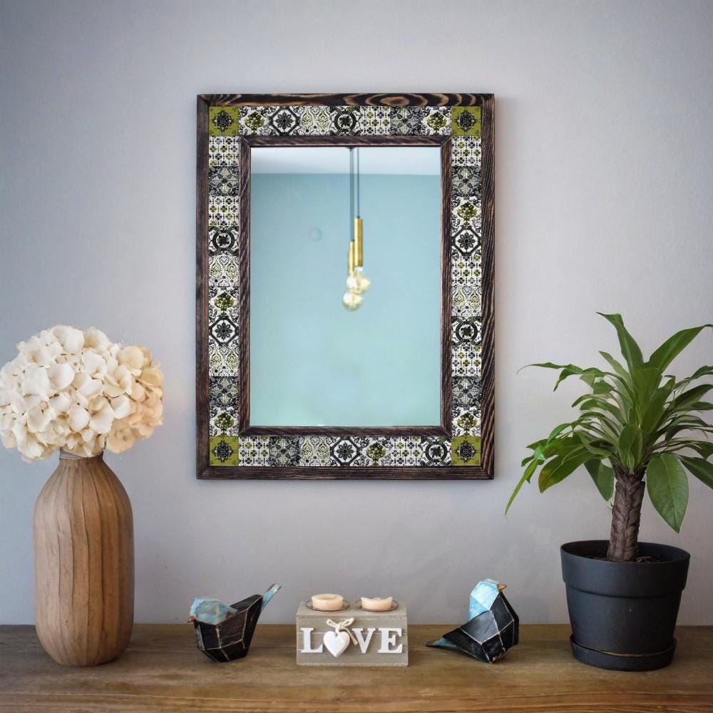 Marmor Wandspiegel „Elia“ – Beiger Naturstein & Holz | Minimalistischer Design Spiegel 48×63 cm