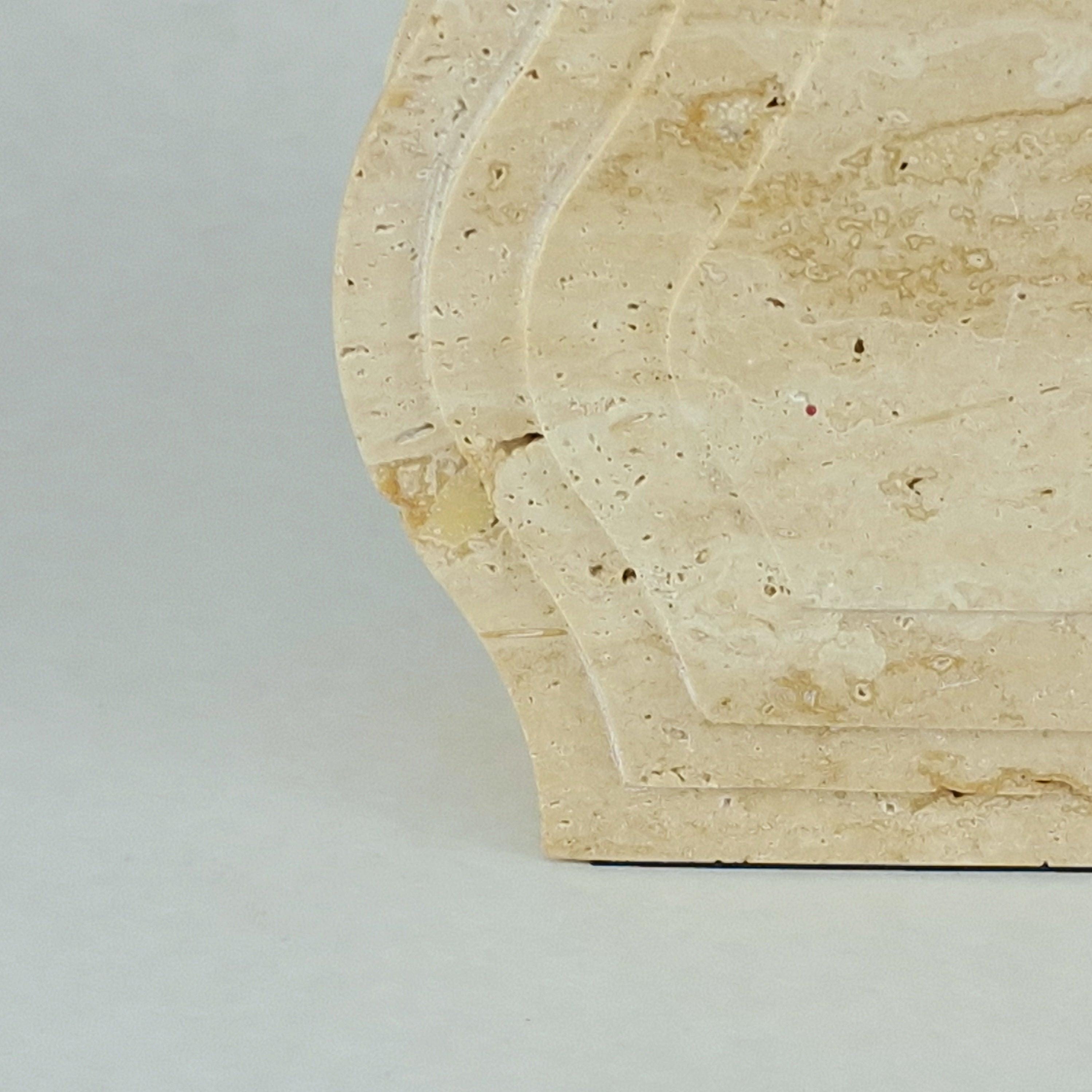 Travertin Vase „Wave“
