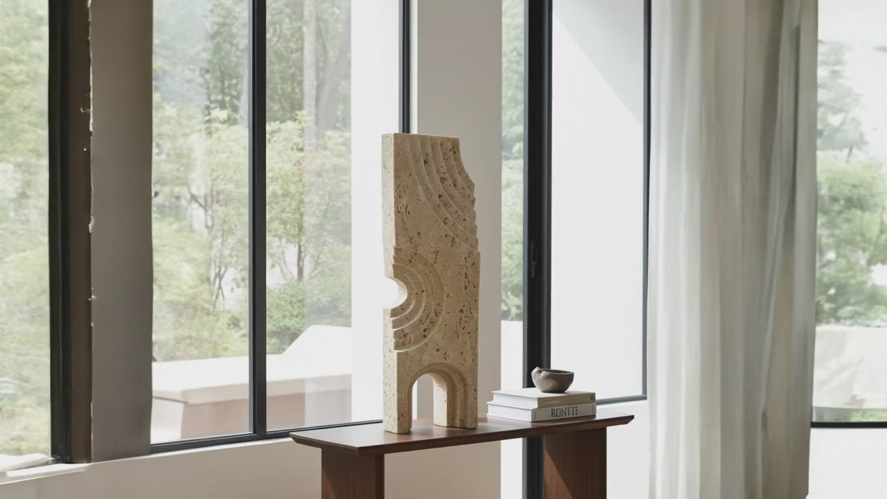 Video laden: Travertin Skulptur „Archway“