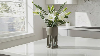 Designer Vase „Drip“ aus Resin