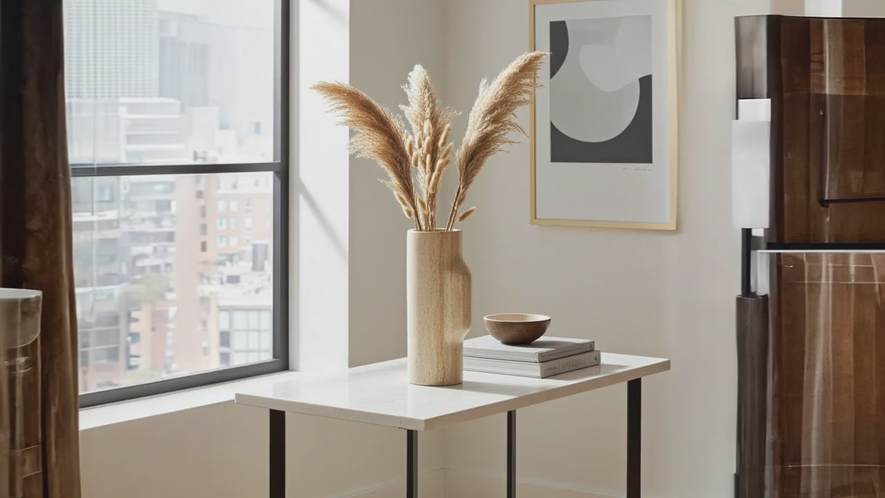 Travertin Vase „Contour“ | Minimalistische Naturstein Vase